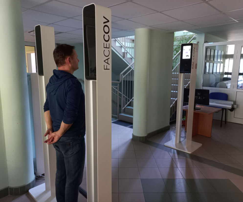 Prototyp urządzenia FaceCOV