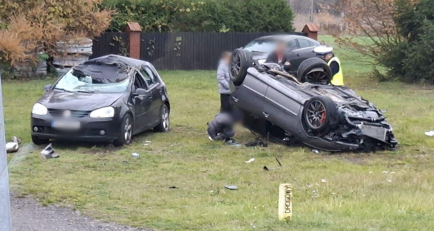 Wypadek na drodze serwisowej przy S17 w Gocławiu