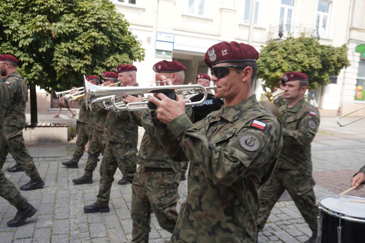 MSPO 2025. Parada Orkiestry Wojskowej w Kielcach