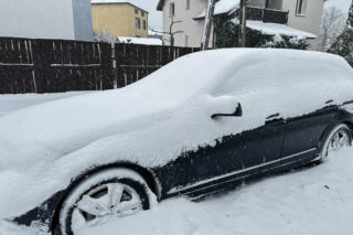 Kierowcy na wiele godzin uwięzieni w autach. Ludziom kończyło się paliwo