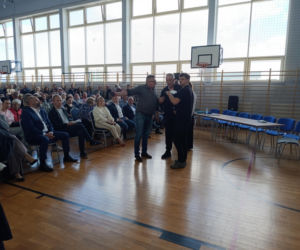 Smród padłych zwierząt nie daje im żyć