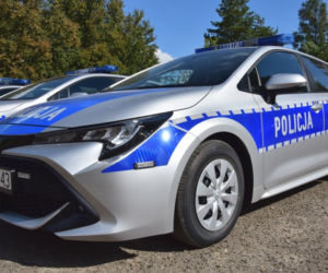 Hybrydowe radiowozy dla podkarpackiej policji. To ciche i ekologiczne Toyoty