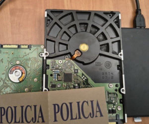 Szokujące sceny w markecie. Mężczyzna filmował dzieci w toalecie