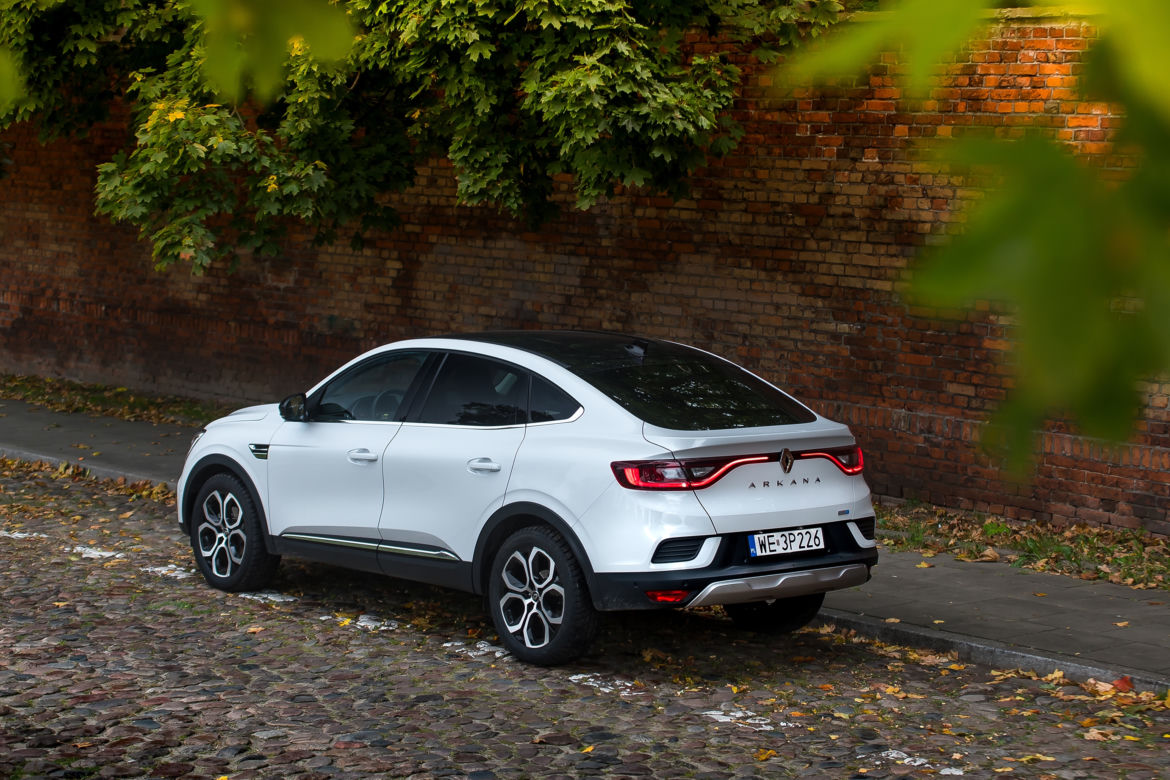 Renault Arkana E-TECH Hybrid 145 KM Intens