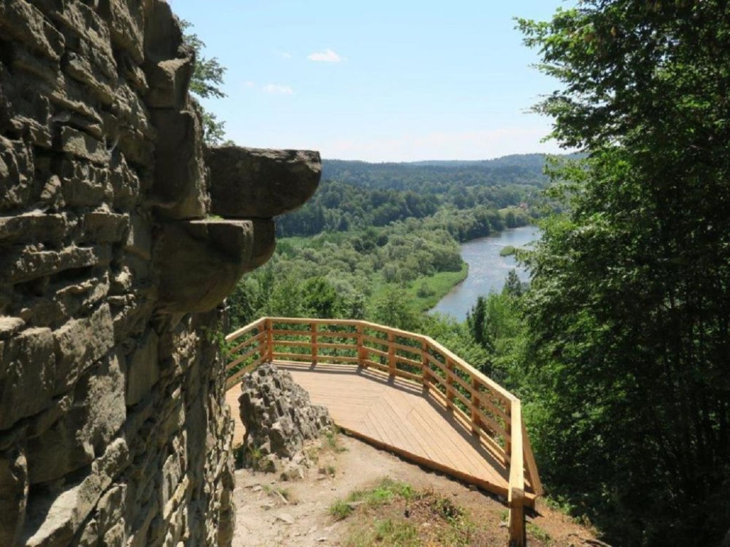 Bieszczady. Platforma na górze Sobień odnowiona [GALERIA]	