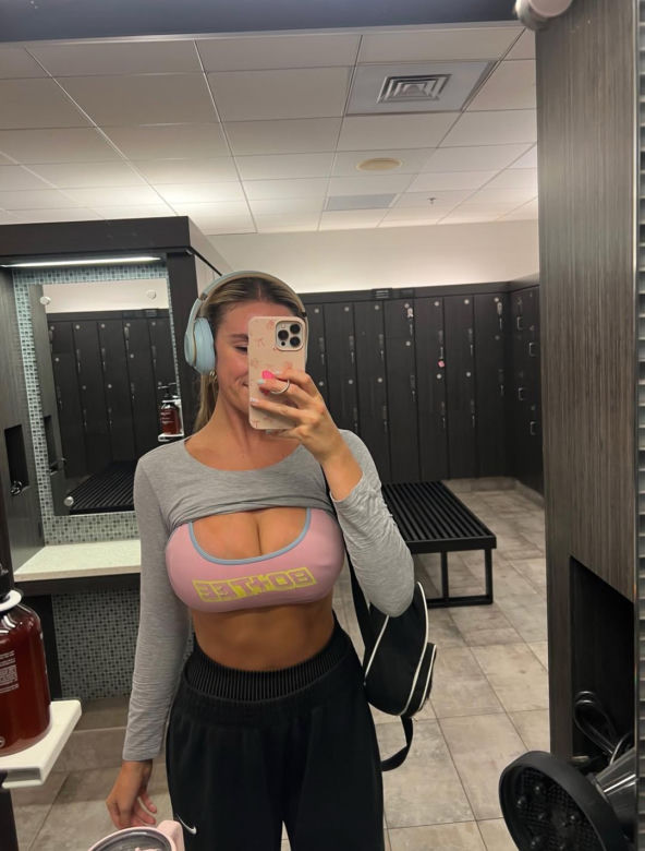 Kayla Simmons