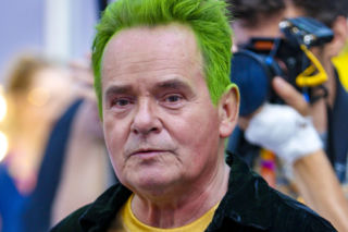 Piotr Pręgowski nie rezygnuje z marzeń o Eurowizji. Aktor szykuje muzyczną ofensywę