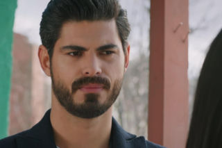 Panna młoda odc. 17. Hancer, Cihan