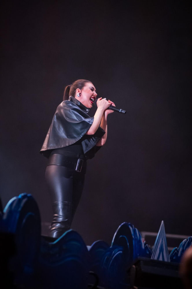 Misternie zaplanowane wizualne widowisko – Epica, Amaranthe i Charlotte Wessels zagrali w Warszawie [RELACJA]