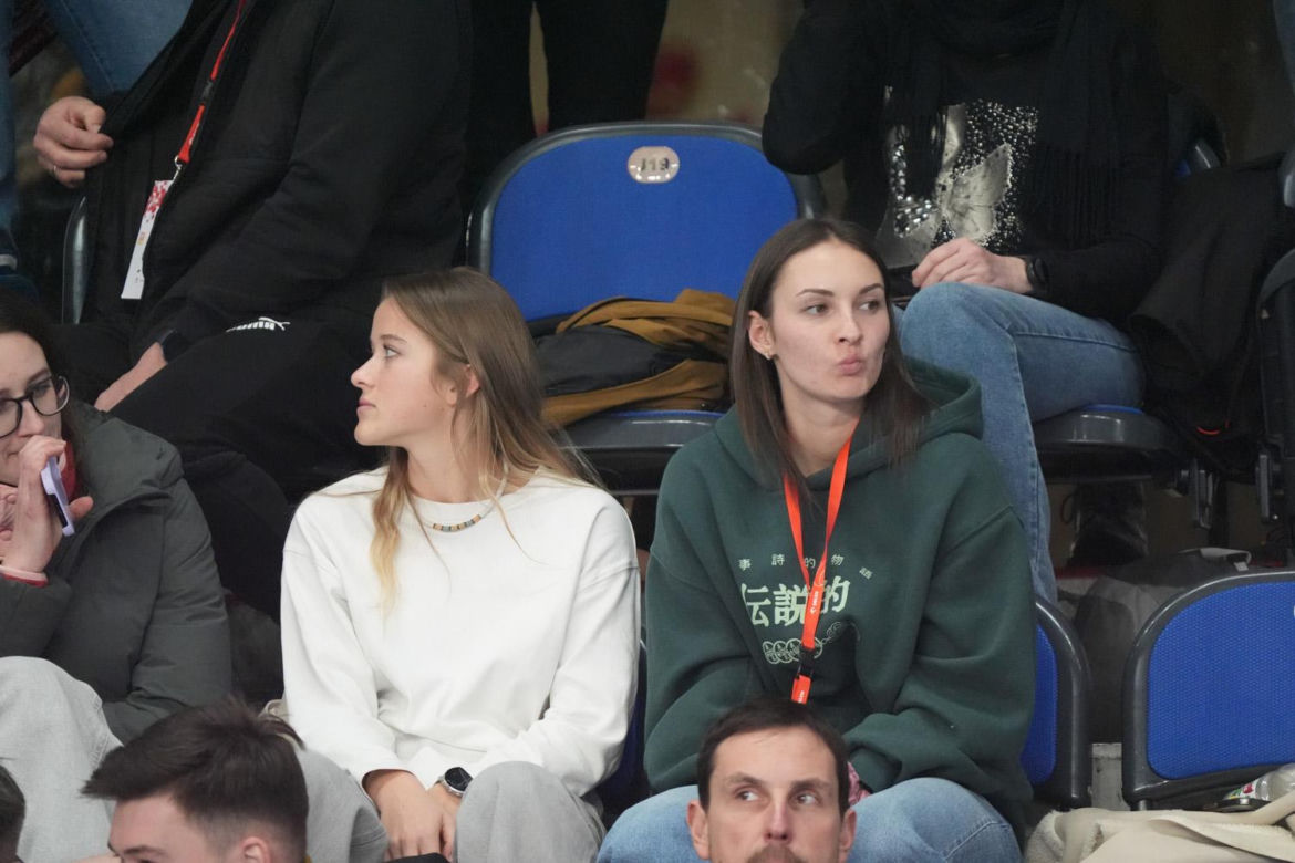 Halowe Mistrzostwa Polski 2025 w Arenie Toruń. Zdjęcia kibiców z trybun i sportowców