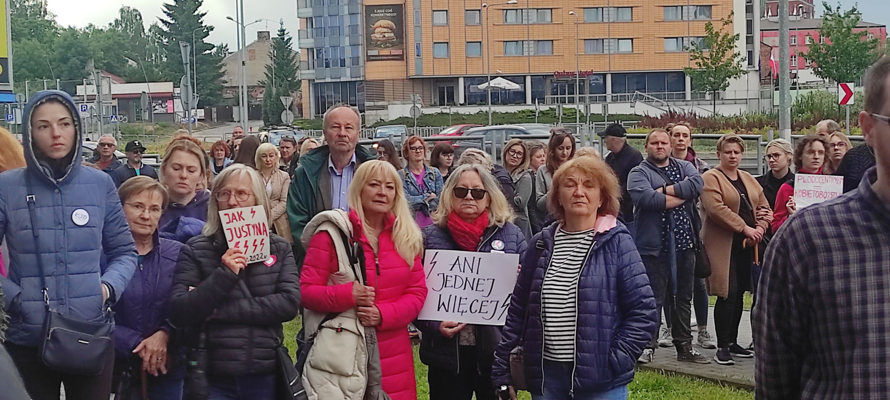 Protest kobiet "Ani jednej więcej!" w Kielcach (14 czerwca 2023)