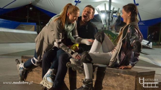 Na dobre i na złe odcinek 602, Blanka (Pola Gonciarz), Wiktoria (Katarzyna Dąbrowska), Tomasz (Ireneusz Czop)