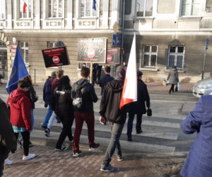 Stop podwyżkom za wodę! Uliczny protest mieszkańców Tarnowa