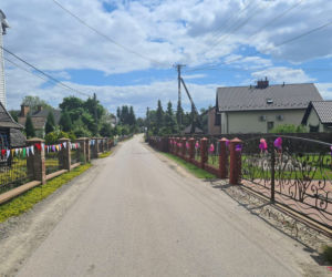 Staropolska tradycja przystrajania wsi na Boże Ciało