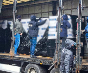 Przemyt za 5 mln zł na Podlasiu. Kontrabanda w naczepie ciężarówki [ZDJĘCIA]