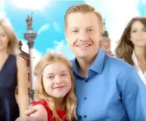 M jak miłość nowa czołówka 2018. Paweł (Rafał Mroczek), Basia (Gabriela Raczyńska), Julka (Joanna Kuberska), Kalina (Karolina Sawka)