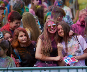 Lublin „wybuchł” kolorami! Zobaczcie zdjęcia z Holi Festival