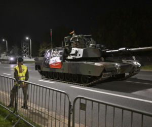 Nocna próba defilady wojskowej w Warszawie