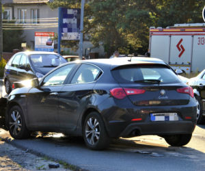 Zderzenie z nieoznakowanym radiowozem w Wesołej
