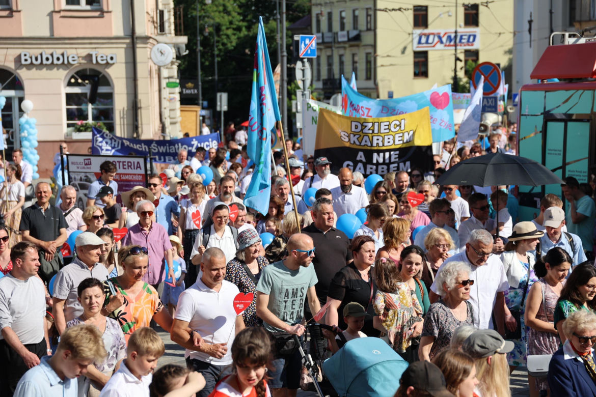 Marsz dla Życia i Rodziny 2024 w Dzień Matki przeszedł przez centrum Lublina