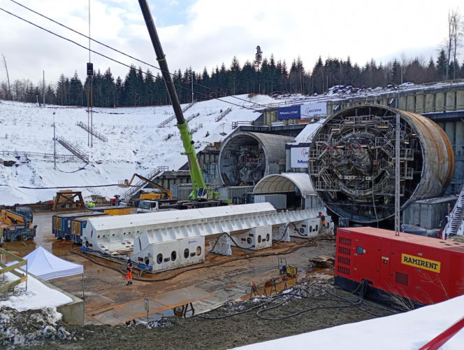 Obrót Karpatki na S19