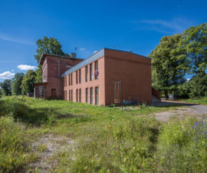 Mieszkania w budynku dworca w Lubomierzu