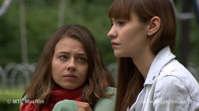 M jak miłość odc. 1018. Eryka Buford (Marta Juras), Janka (Joanna Osyda)