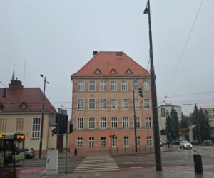 Skandal w szkole podstawowej. Uczeń dusił nauczycielkę. Szokujące kulisy zdarzenia!