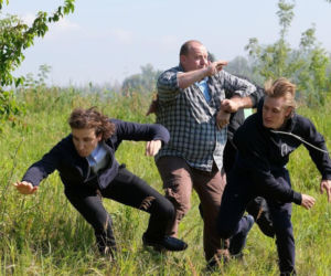 M jak miłość odc. 1894. Tadeusz (Bartłomiej Nowosielski), ksiądz Grzegorz (Paweł Janyst), Krystian (Hubert Czajka)