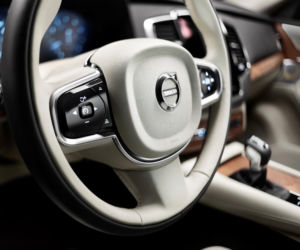 Volvo XC90 2015 - wnętrze