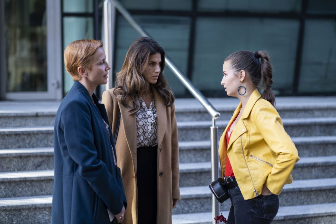 	Zawsze warto 2 sezon, odc. 24: Ada (Julia Wieniawa), Marta (Weronika Rosati), Dorota (Katarzyna Zielińska)