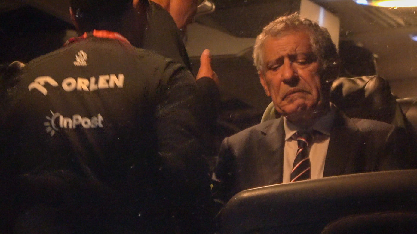 Fernando Santos na papierosie