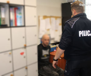 Śląskie: Krwawa jatka w mieszkaniu. Dźgali ofiarę nożem i „tulipanem. Chcieli zabić!