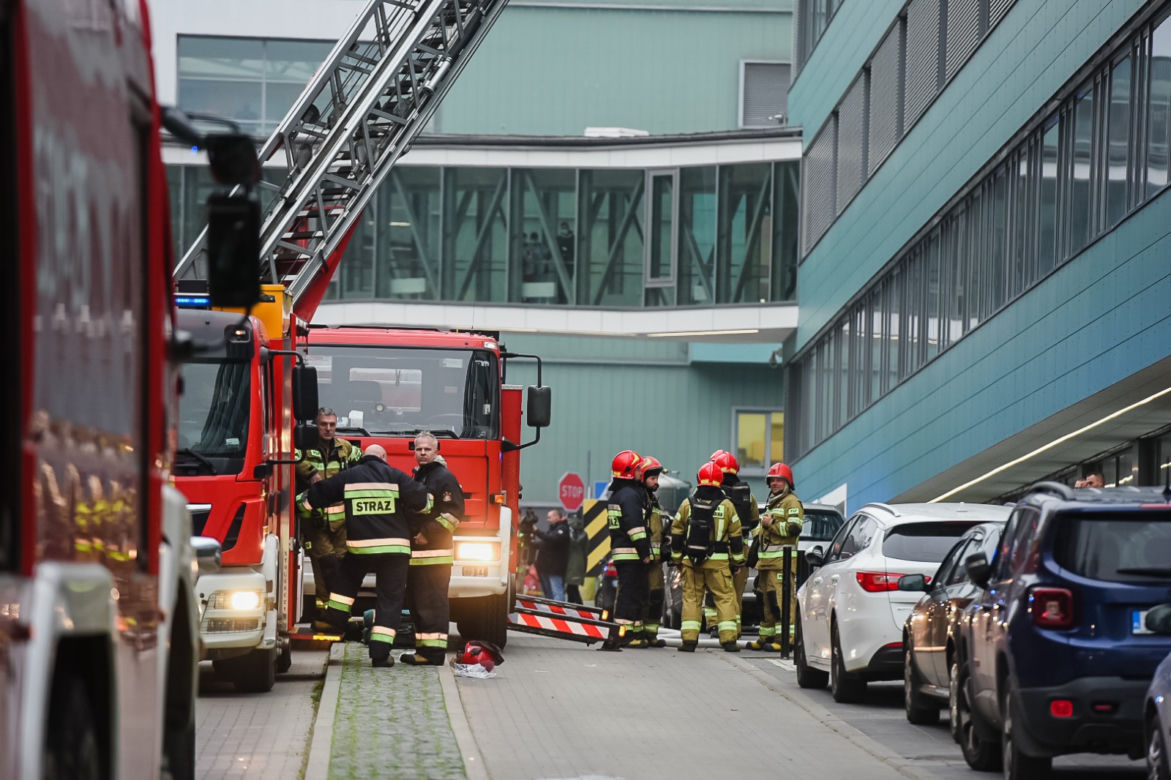 Gdańsk. Ewakuacja w Centrum Medycyny Nieinwazyjnej. Pożar w UCK
