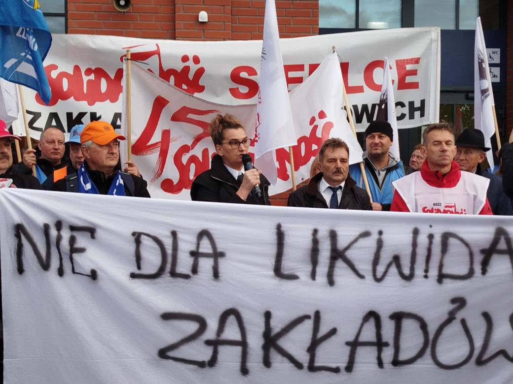 Pracownicy Zakładu Linii Kolejowych pikietowali w Siedlcach! Poparli ich siedleccy radni