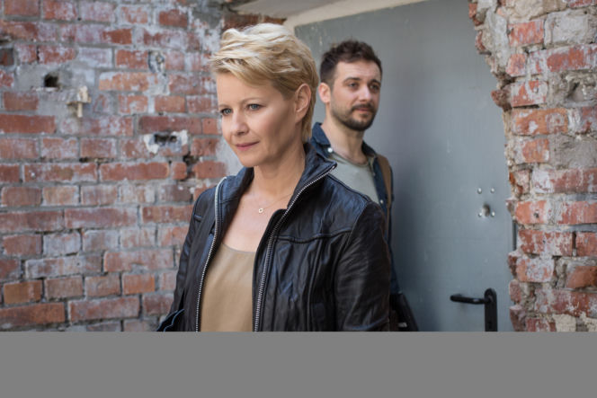 Druga szansa 4 odcinek 3, Monika (Małgorzata Kożuchowska), Piotr (Michał Żurawski)