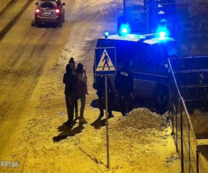 Sochaczew. Weszła na ulicę i zrobiła TO! SKANDALICZNE zachowanie 41-latki [ZDJĘCIA]