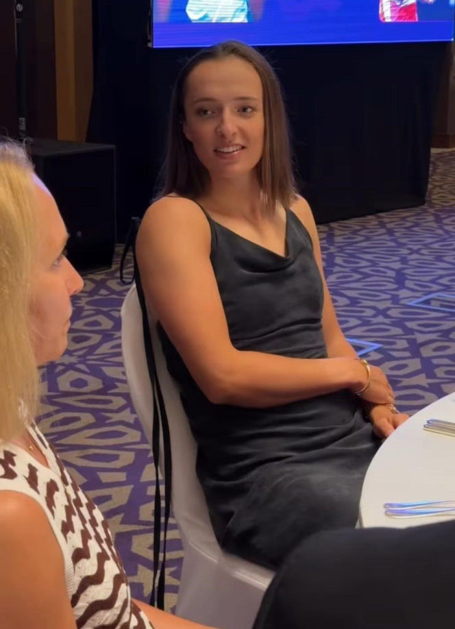 Iga Świątek na Players Party w Stuttgarcie i na innych turniejowych imprezach