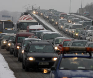 Zima nie odpuszcza! Synie śnieg, wraca mróz