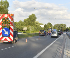 Na Wisłostradzie zapadła się jezdnia