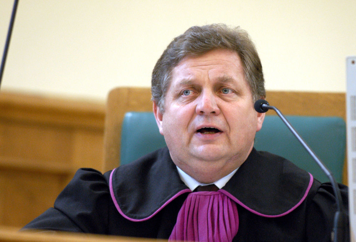 Łódź. Ciała cieci w beczkach. Maluchy pomordowane przez rodziców
