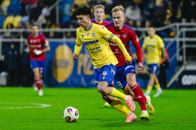 Arka Gdynia - Raków Częstochowa, zdjęcia kibiców i piłkarzy z meczu 17. kolejki PKO BP Ekstraklasy