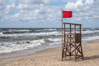 Sinice Sarbinowo. Czy w Sarbinowie można się kąpać 13.07? Flaga, warunki pogodowe