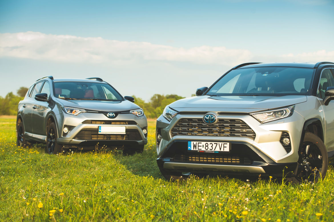 Toyota RAV4 piąta generacja & Toyota RAV4 czwarta generacja