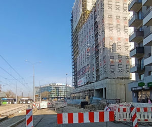 Zapadlisko na al. Powstańców Wlkp.