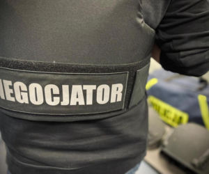 42-latek wtargnął do fabryki Gillette i strzelił do byłego szefa. Odpowie za usiłowanie zabójstwa