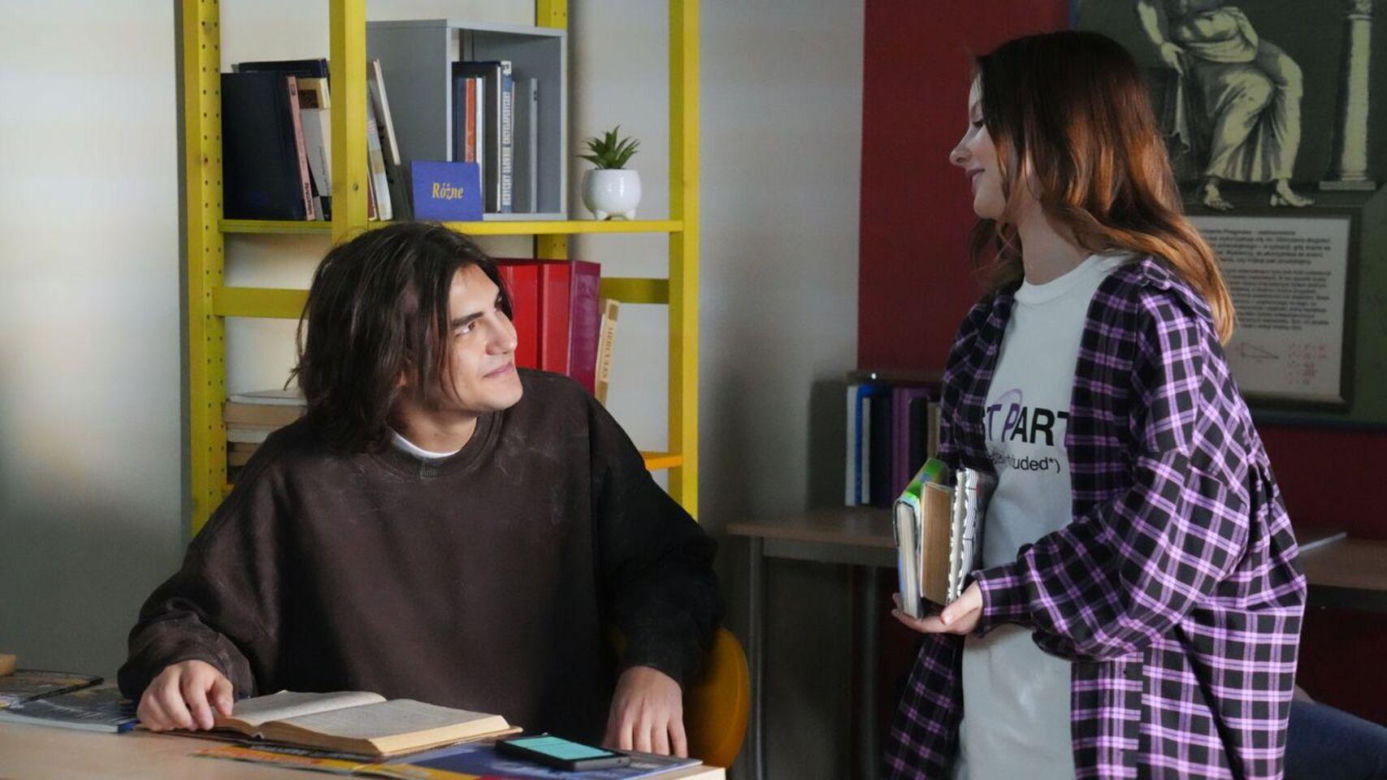 Barwy szczęścia odc. 3172. Ewa (Gabriela Ziembicka), Romeo (Jacek Tyszkiewicz)