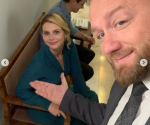 Przyjaciółki 18 sezon. Paweł (Bartek Kasprzykowski), Renata (Izabela Zwierzyńska)