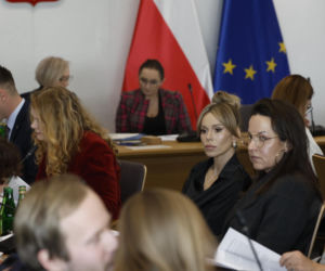 Niebywałe, do czego poseł PiS porównał strzelanie petardami. Doda aż złapała się za głowę! Szok