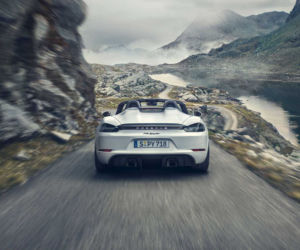 Porsche 718 Spyder i 718 Cayman GT4 z 4-litrowym bokserem
